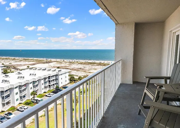 Royal Gulf & Racquet Club 5815 Gulf Shores